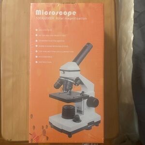 Kids Microscope Set - White and Black
